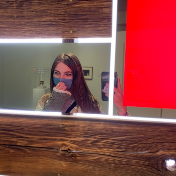 Meet your Posher, Tayler - Picture 4 of 4